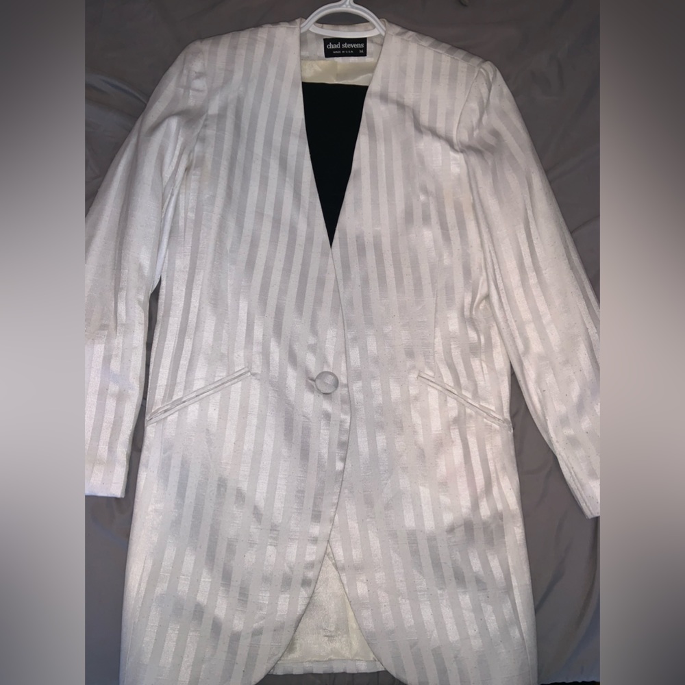 WHITE SATIN BLAZER VINTAGE